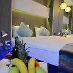 Отель Tempo 4levent 3*